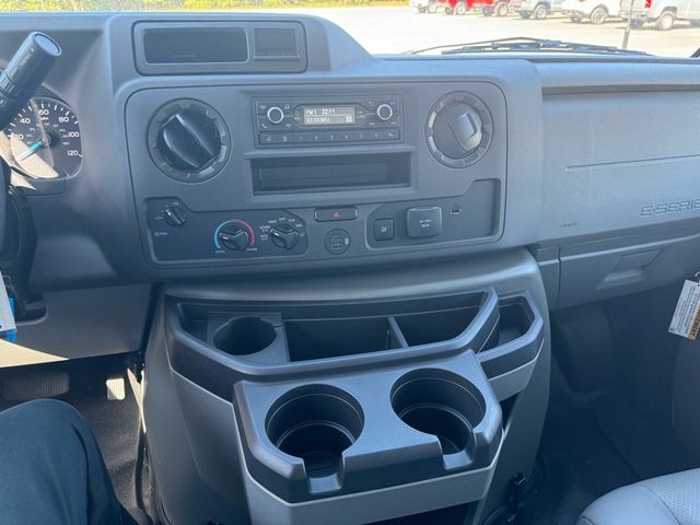 2025 Ford E-Series Cutaway E-450 SD - 22942313 - 16