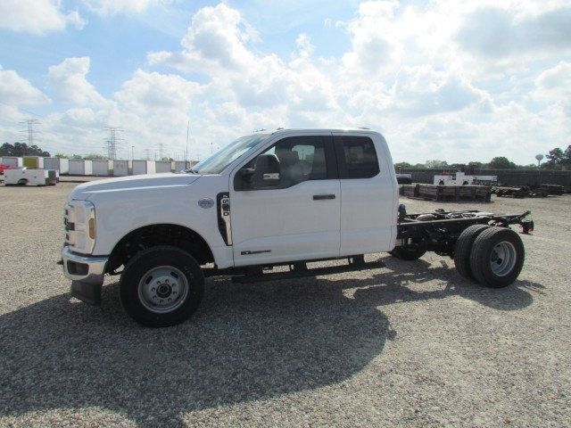 2025 Ford F350 Mechanics Service Truck 4x4 - 22997946 - 3