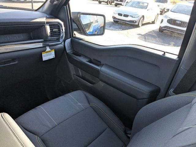2025 Ford F-150 STX 4WD SuperCrew 5.5' Box - 22942687 - 14