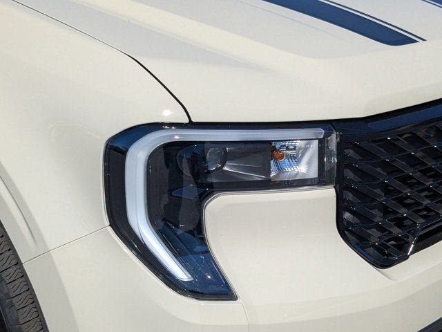 2025 Ford Maverick LARIAT AWD SuperCrew - 22914932 - 8