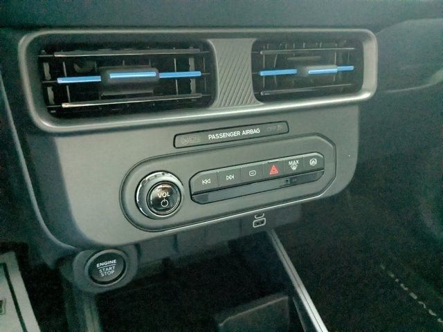 2025 Ford Maverick Lobo Standard AWD SuperCrew - 22894831 - 21