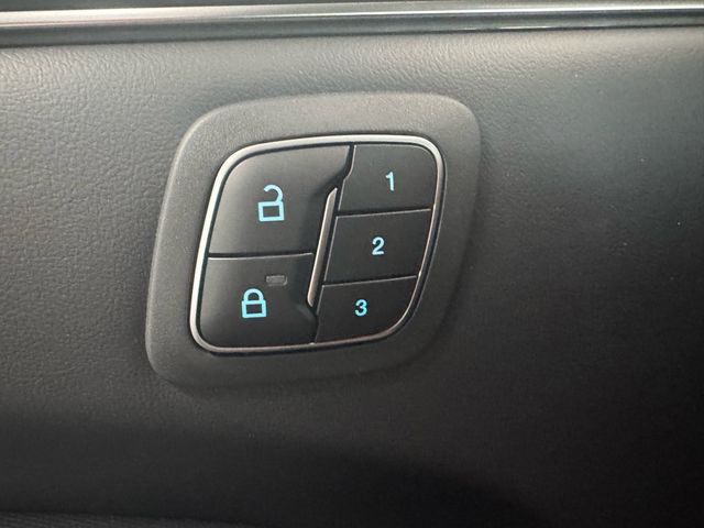 2025 Ford Mustang Mach-E Premium AWD - 22963216 - 16