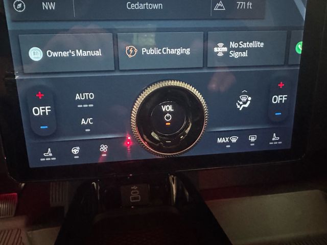 2025 Ford Mustang Mach-E Premium AWD - 22963216 - 20