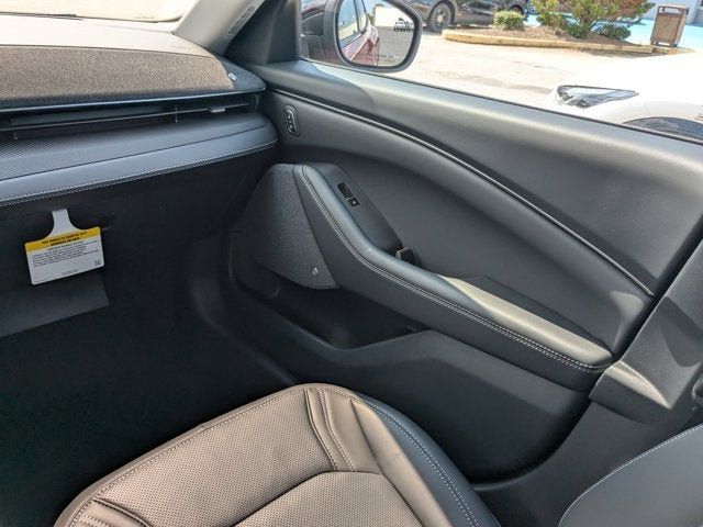 2025 Ford Mustang Mach-E Premium AWD - 22899247 - 13