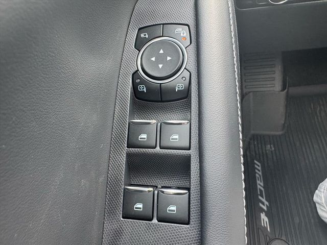 2025 Ford Mustang Mach-E Select AWD - 22957558 - 12