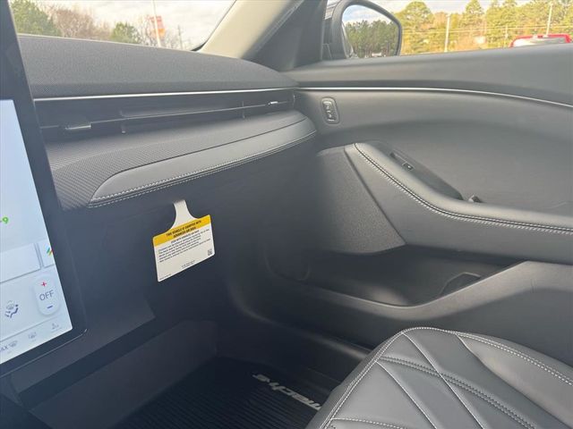 2025 Ford Mustang Mach-E Select AWD - 22957558 - 18