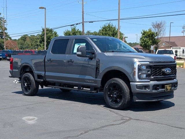 2025 Ford Super Duty F-250 SRW 4D Crew Cab - 22904092 - 1