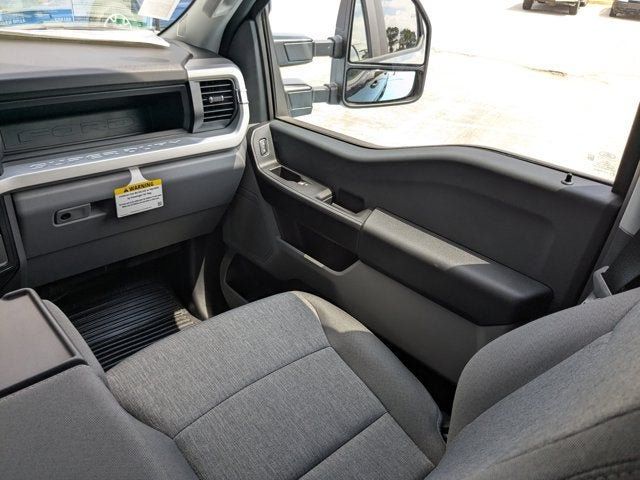 2025 Ford Super Duty F-250 SRW Crew Cab Pickup - 22934677 - 14