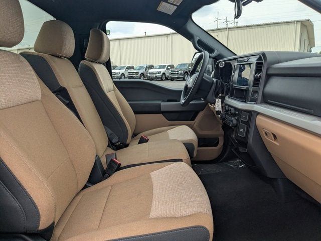 2025 Ford Super Duty F-250 SRW Regular Cab Pickup - 22920618 - 11