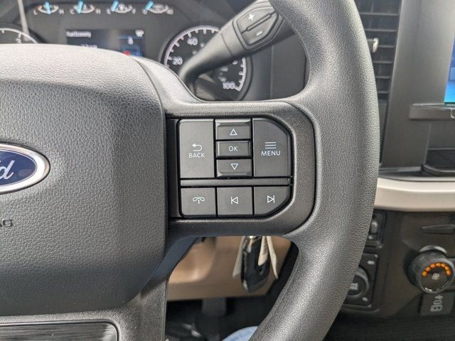 2025 Ford Super Duty F-250 SRW Regular Cab Pickup - 22920618 - 17