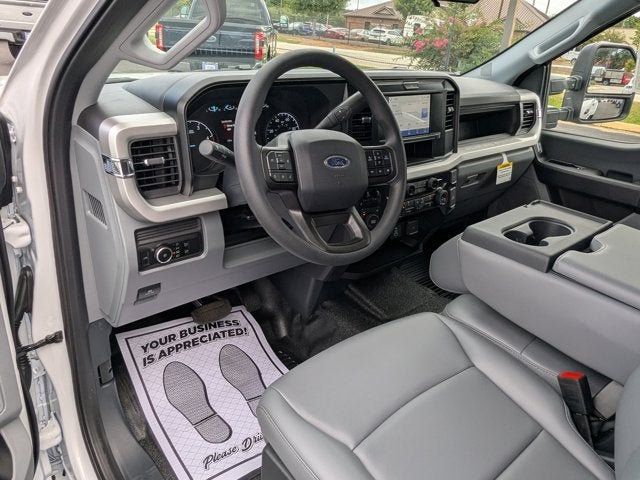 2025 Ford Super Duty F-350 DRW Crew Cab Pickup - 22916136 - 17
