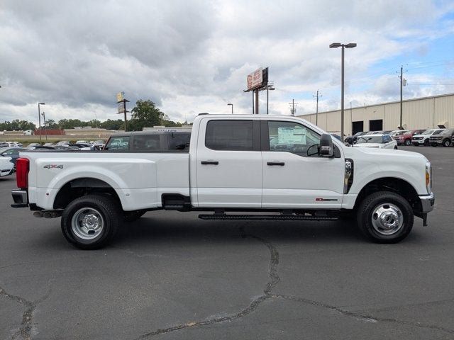 2025 Ford Super Duty F-350 DRW Crew Cab Pickup - 22916136 - 2