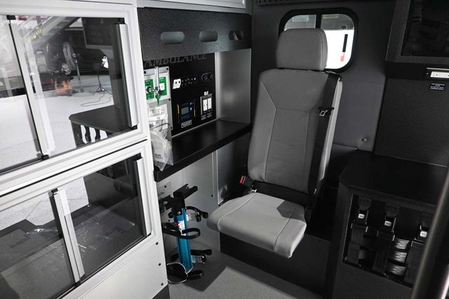 2025 Ford Transit Cargo Van T-350 148" Med Rf 9500 GVWR AWD - 23012813 - 20