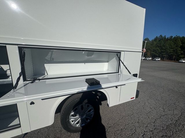 2025 Ford Transit Cutaway Base - 22929514 - 23