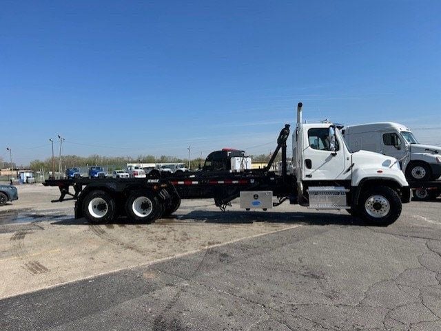 2025 Freightliner 114SD 2025 FREIGHTLINER 114SD ROLL OFF - 22991188 - 3