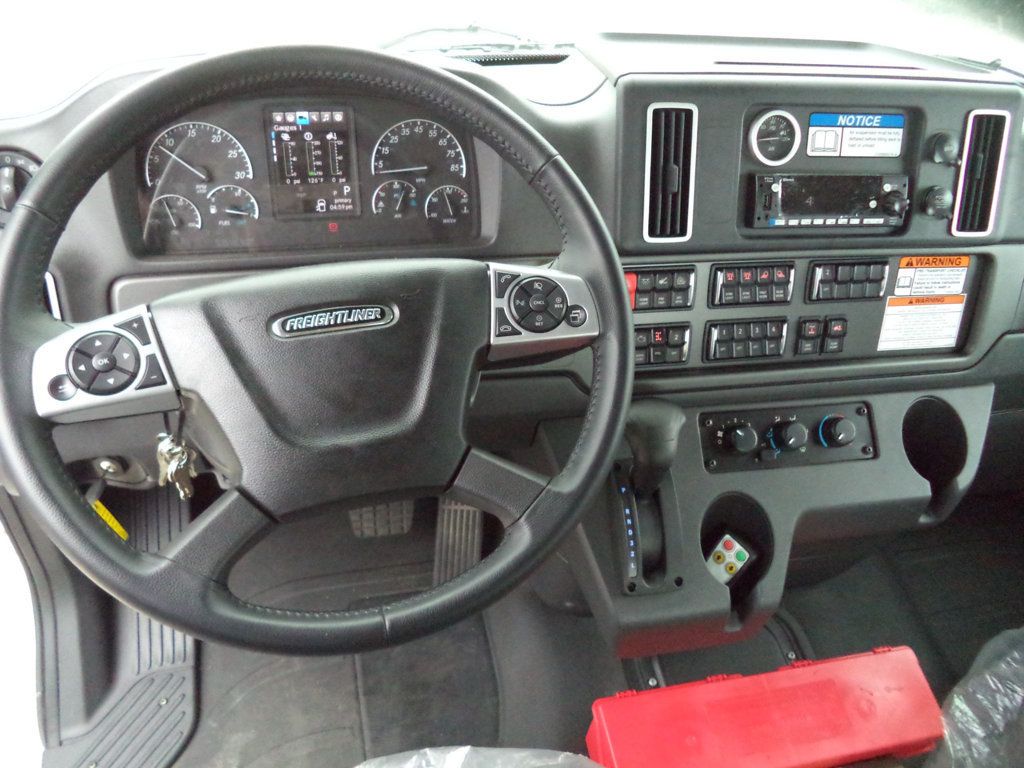 2025 Freightliner Business Class M2 106 22ft Jerrdan Rollback Tow Truck 22ngaf6t-w-lp Crew Cab - 22677197 - 43