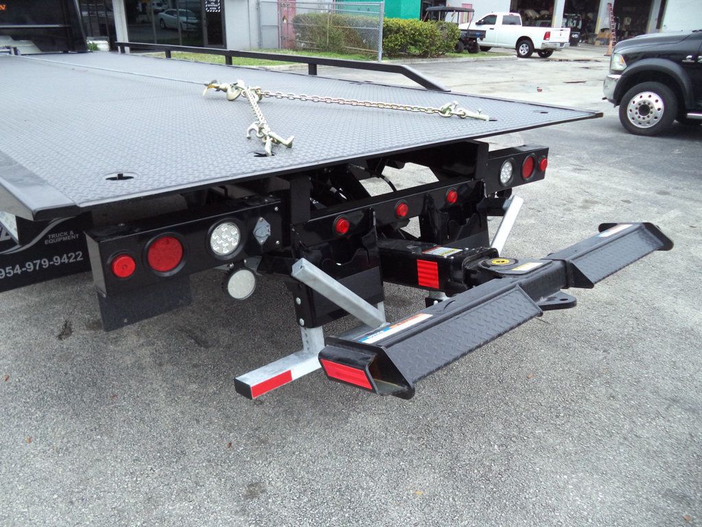 2025 Freightliner Business Class M2 106 22ft Jerrdan Rollback Tow Truck 22srr6t-w-lp - 22786119 - 23