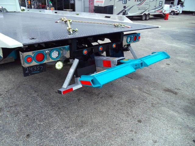 2025 Freightliner Business Class M2 106 w/ 22ft Jerr-Dan Custom StepSide Classic Car Carrier - 22149485 - 44