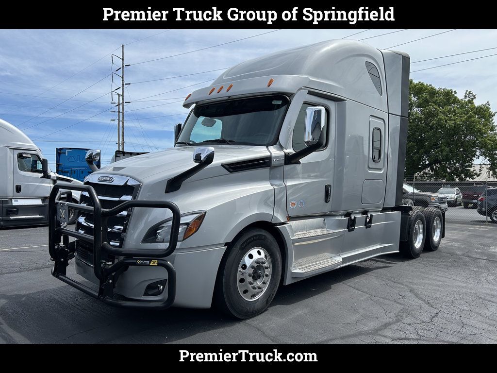 New 2025 FREIGHTLINER Cascadia PT126SLP For Sale Springfield, MO VR7082