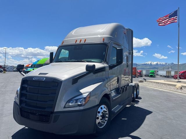 2025 New FREIGHTLINER Cascadia PT126SLP at Premier Truck