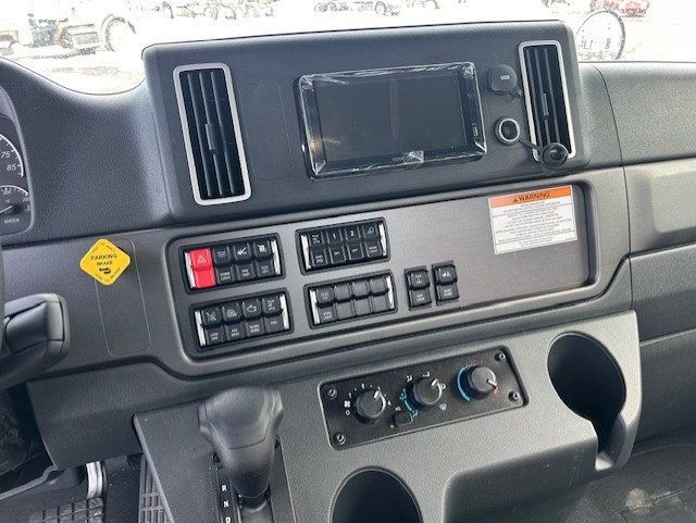 2025 Freightliner M2-106 2025 FREIGHTLINER M2 106 CAB CHASSIS - 22979629 - 11