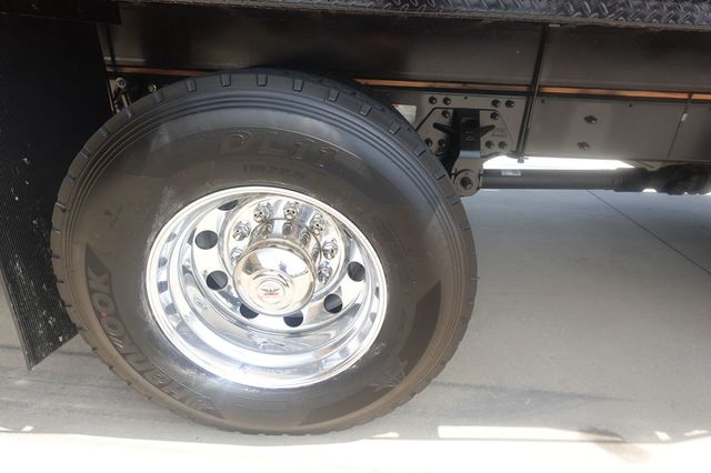 2025 HINO L6 (18ft Attenuator) - 22909907 - 18