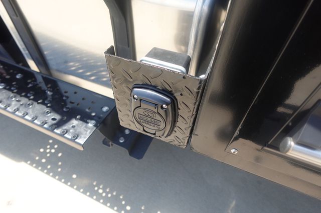 2025 HINO L6 (18ft Attenuator) - 22909907 - 28