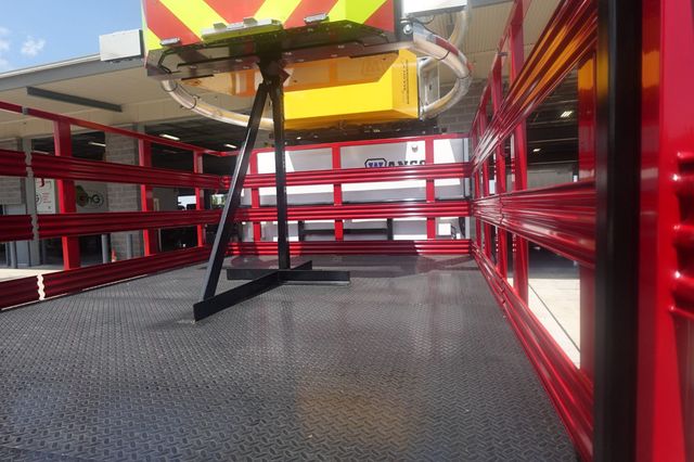 2025 HINO L6 (18ft Attenuator) - 22909907 - 63