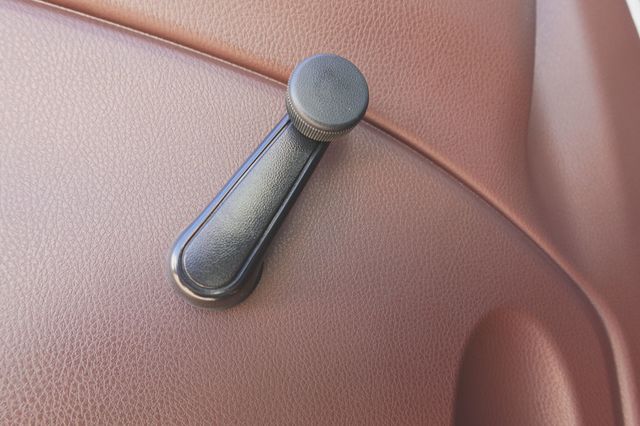 2025 HINO L6 (18ft Flatbed Truck-Mounted Attenuator) - 22892891 - 17