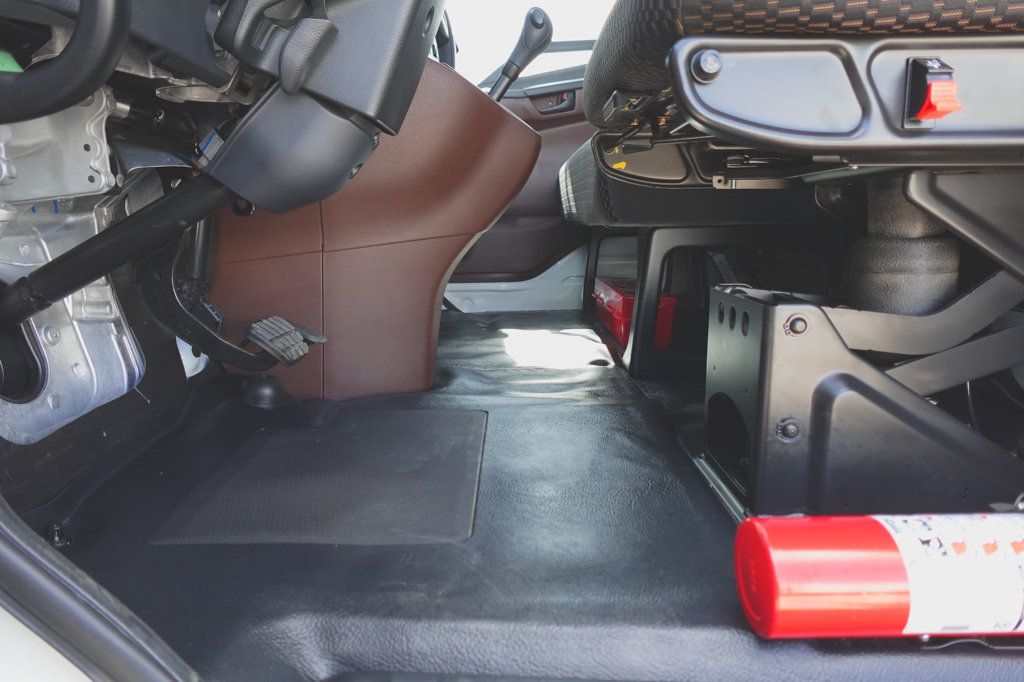 2025 HINO L6 (26ft Box w/ ICC Bumper) - 22699999 - 19