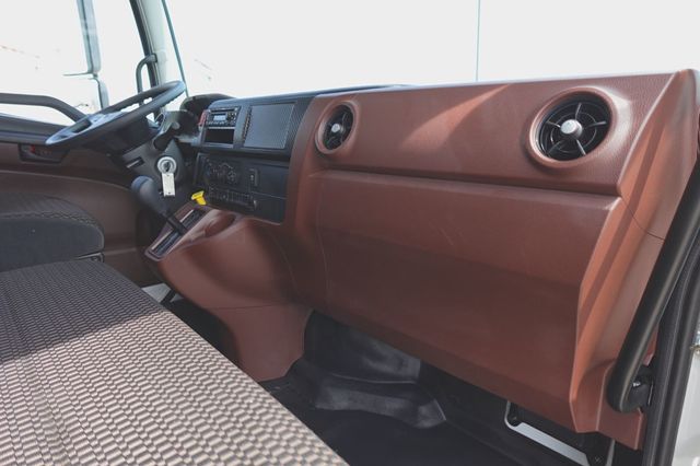 2025 HINO L6 (26ft Box w/ ICC Bumper) - 22699999 - 35