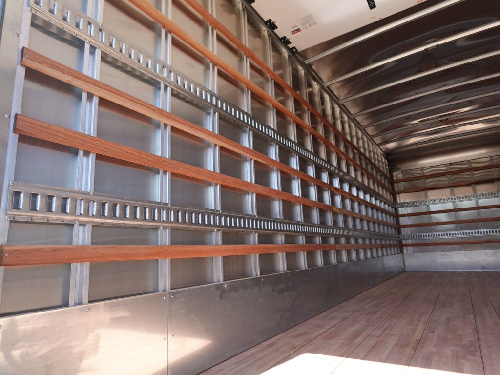 2025 HINO L6 (26ft Box with Lift Gate) - 22803491 - 24