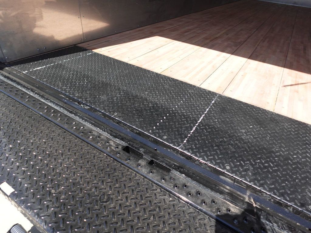 2025 HINO L6 (26ft Box with Lift Gate) - 22803491 - 27