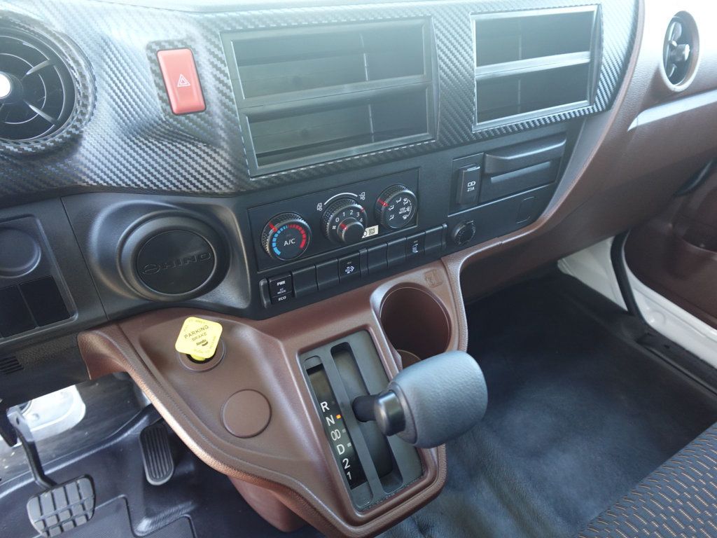 2025 HINO L6 (26ft Box with Lift Gate) - 22803491 - 50