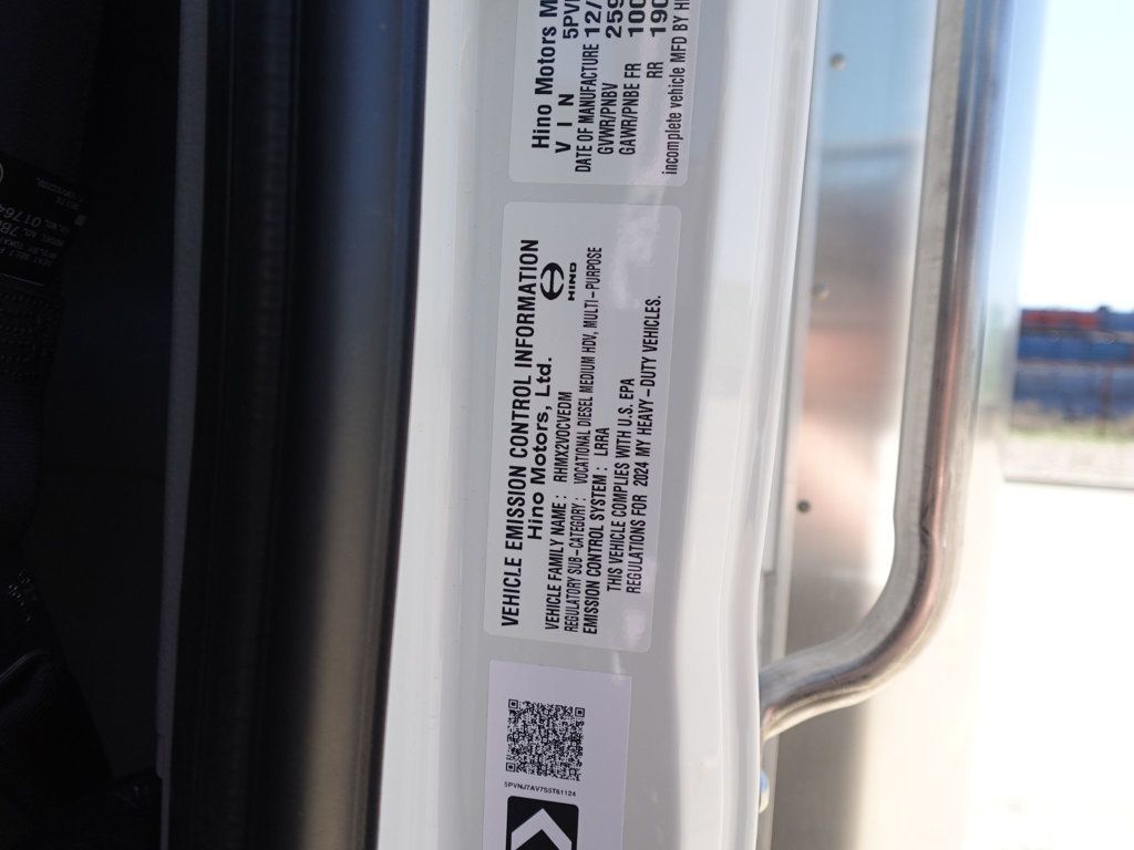 2025 HINO L6 (26ft Box with Lift Gate) - 22803491 - 65