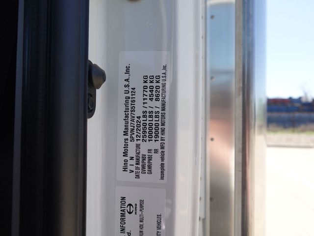 2025 HINO L6 (26ft Box with Lift Gate) - 22803491 - 66