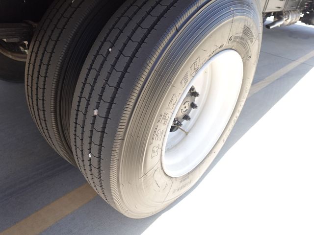 2025 HINO L6 (26ft Box with Lift Gate) - 22803631 - 12