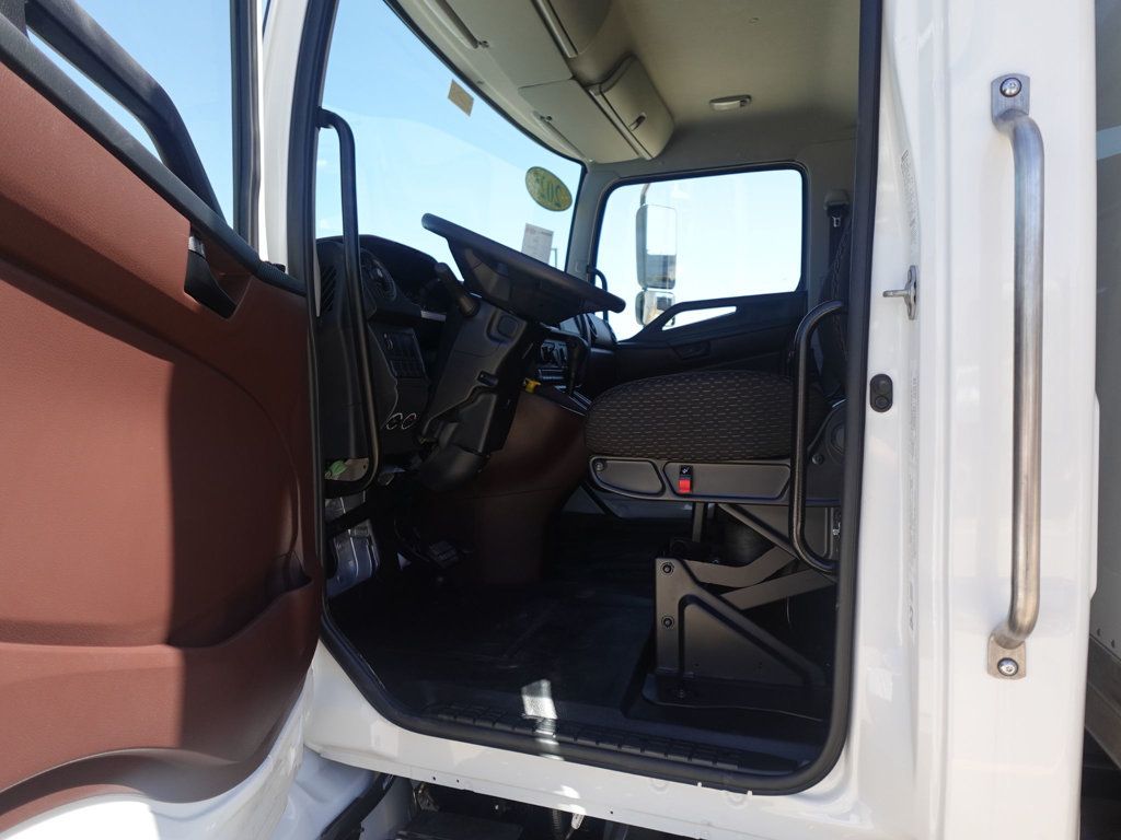 2025 HINO L6 (26ft Box with Lift Gate) - 22803631 - 34