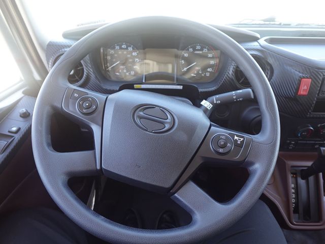 2025 HINO L6 (26ft Box with Lift Gate) - 22803631 - 36