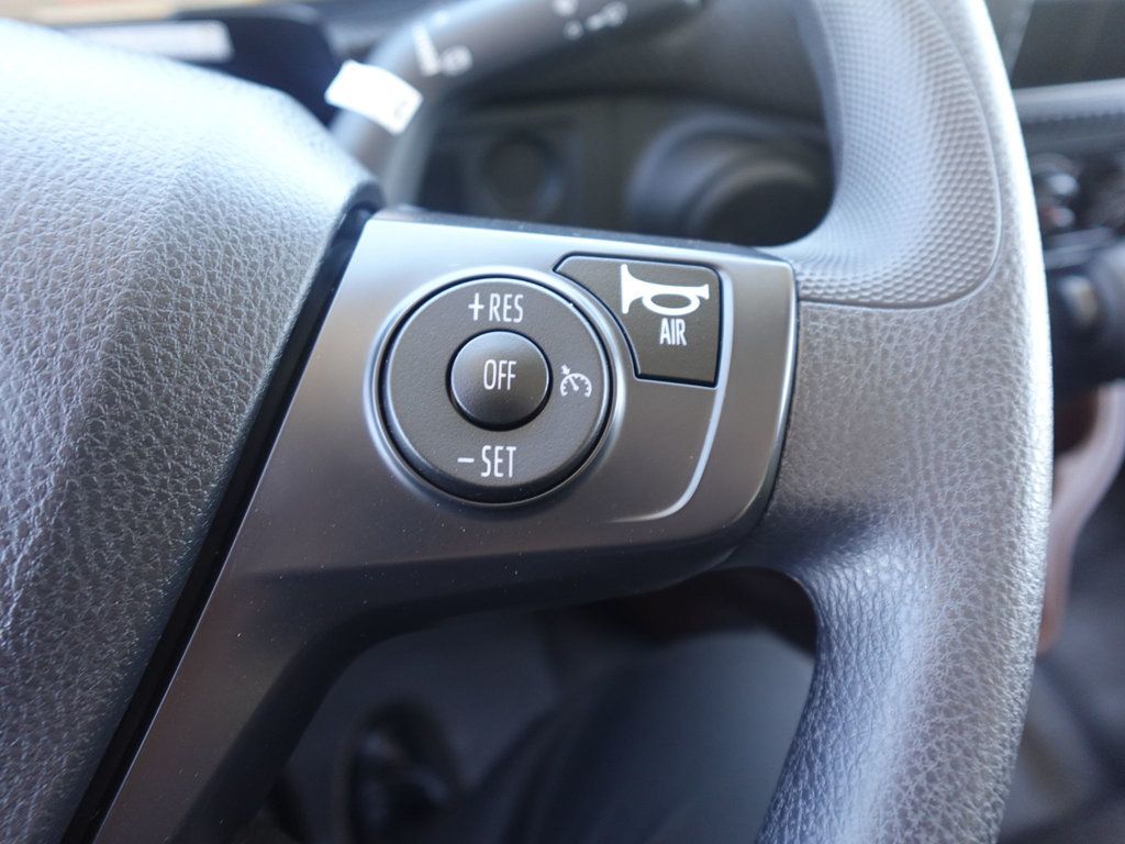 2025 HINO L6 (26ft Box with Lift Gate) - 22803631 - 41