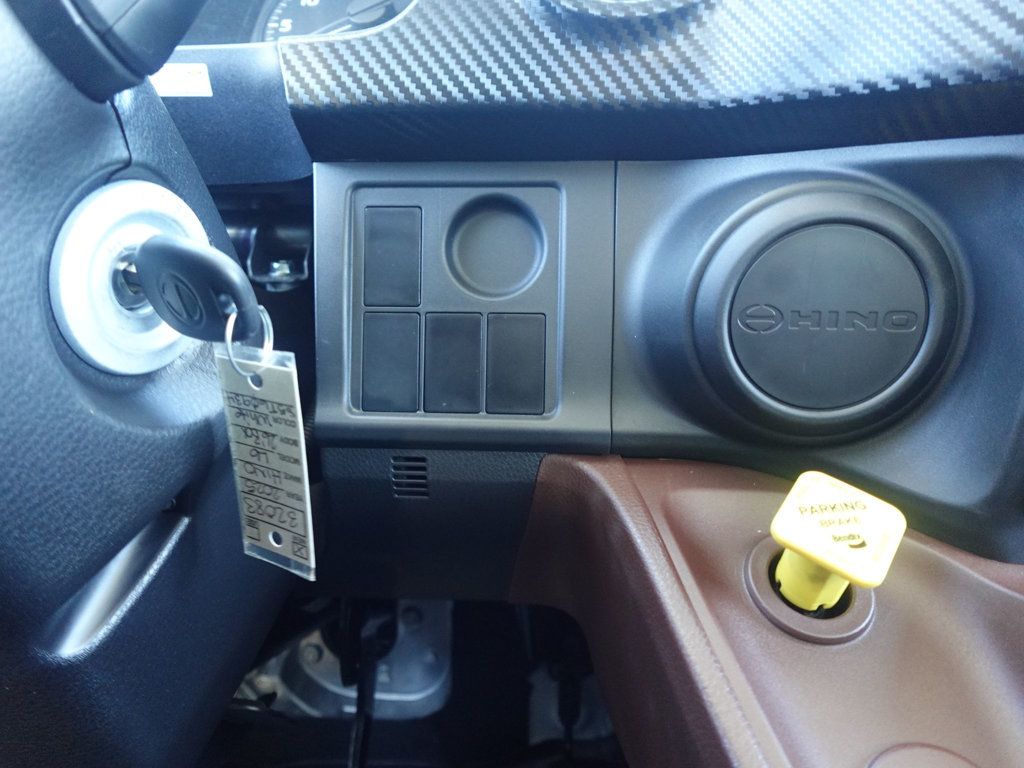 2025 HINO L6 (26ft Box with Lift Gate) - 22803631 - 43