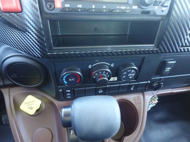 2025 HINO L6 (26ft Box with Lift Gate) - 22803631 - 45