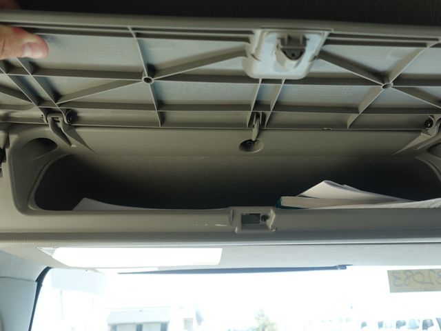 2025 HINO L6 (26ft Box with Lift Gate) - 22803631 - 52