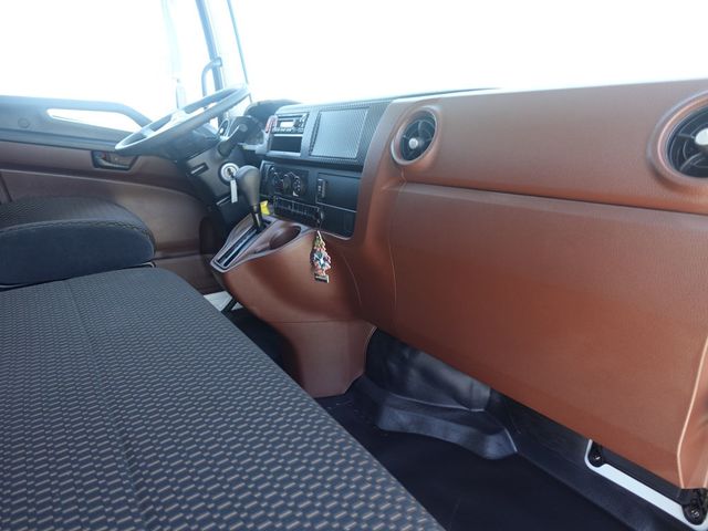 2025 HINO L6 (26ft Box with Lift Gate) - 22803631 - 61