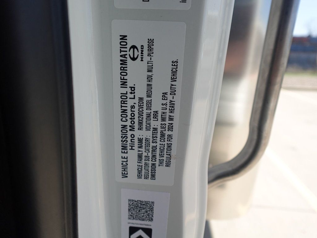 2025 HINO L6 (26ft Box with Lift Gate) - 22803631 - 73