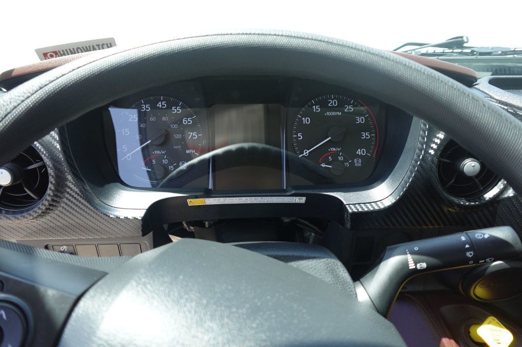 2025 HINO L6 (26ft Box with Lift Gate) - 22824752 - 30