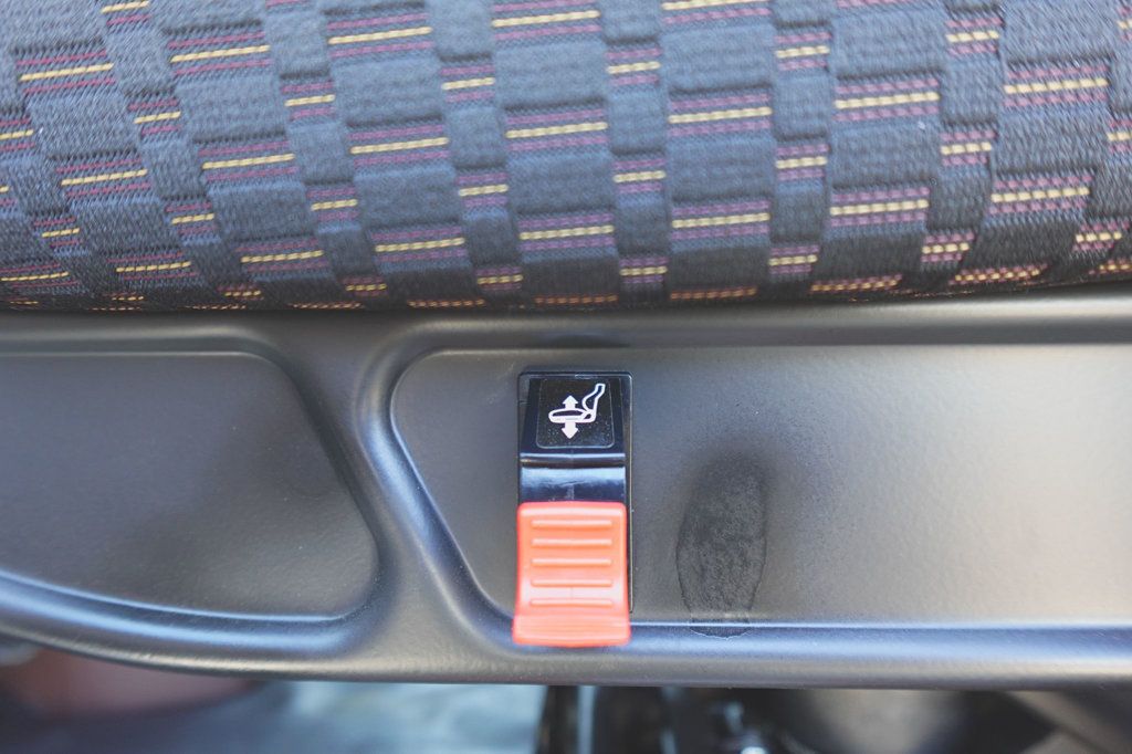 2025 HINO L6 (26ft Box w/ Lift Gate) - 22678822 - 22