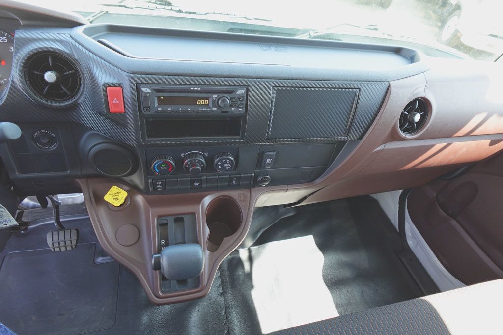 2025 HINO L6 (26ft Box w/ Lift Gate) - 22678822 - 32