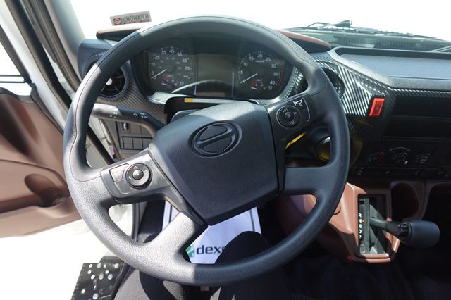 2025 HINO L6 (26ft Box w/ Lift Gate) - 22824717 - 24