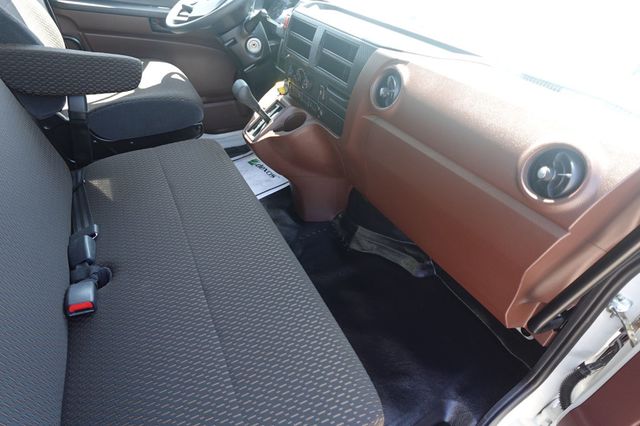 2025 HINO L6 (26ft Box w/ Lift Gate) - 22824717 - 35